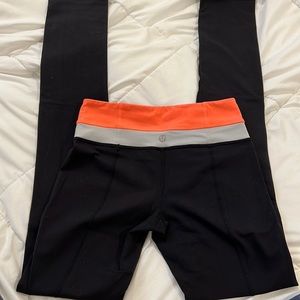 Lululemon Reversible Groove Straight Leg Pant